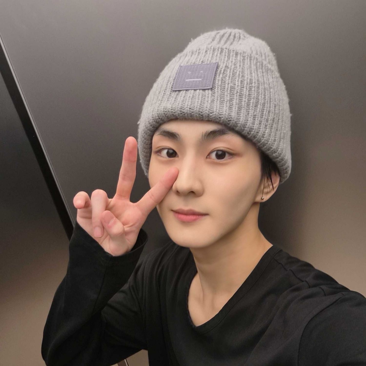 Recent activity shot of Jungwon (ENHYPEN)