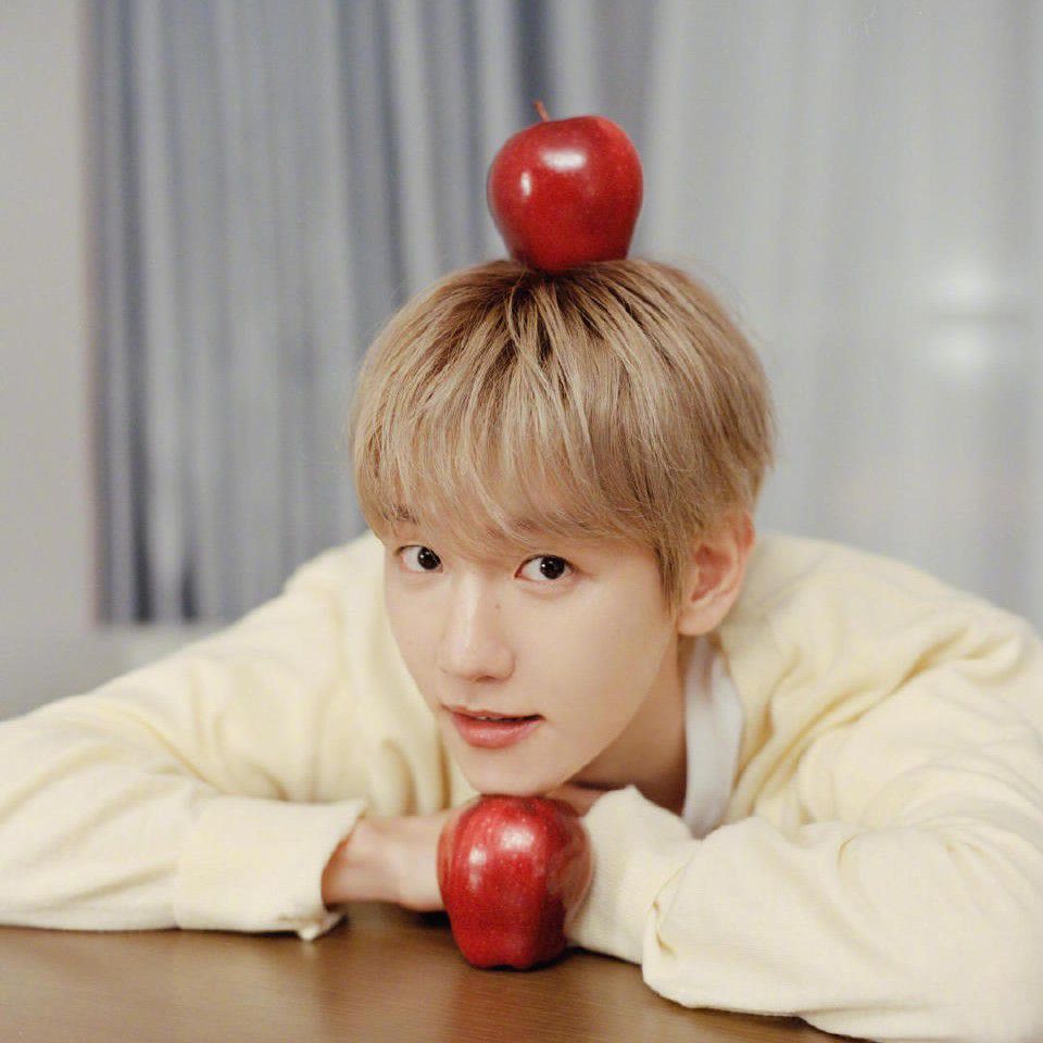 ベクヒョン (EXO)の最新写真