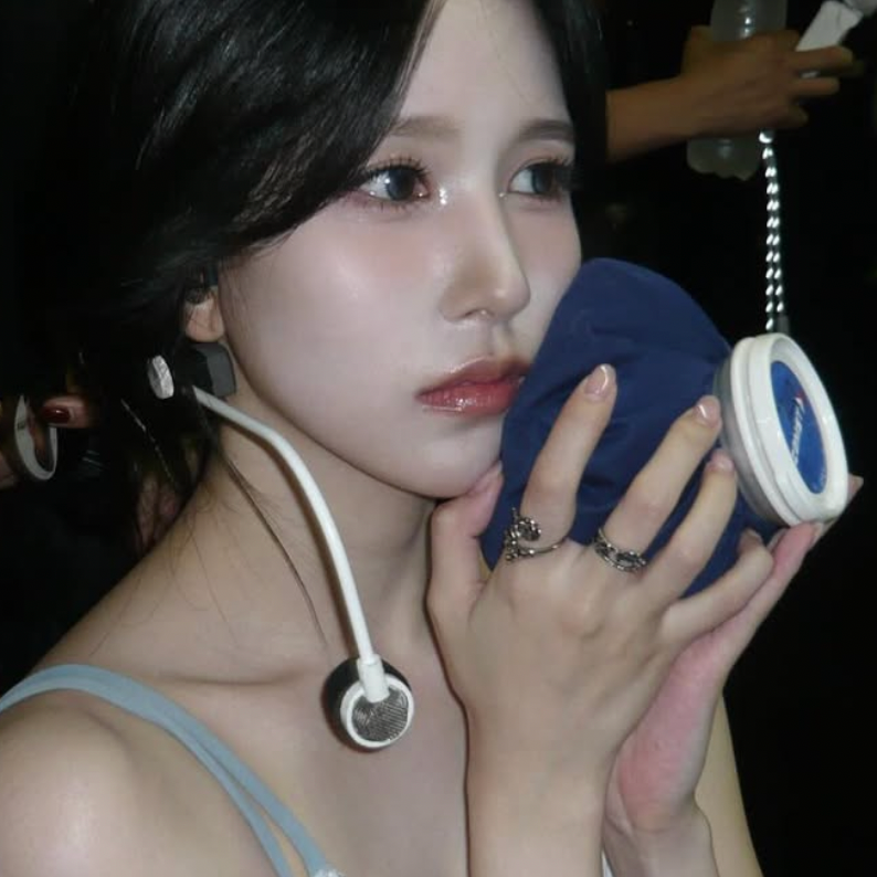 Latest photo of Mina (TWICE)