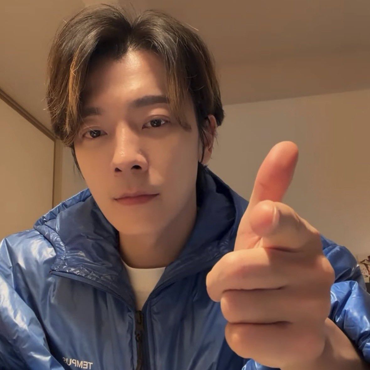 Momen yang diabadikan oleh penggemar Donghae (Super Junior)