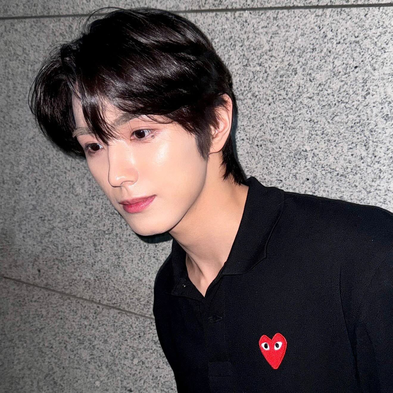 Latest photo of Yonghee (CIX)