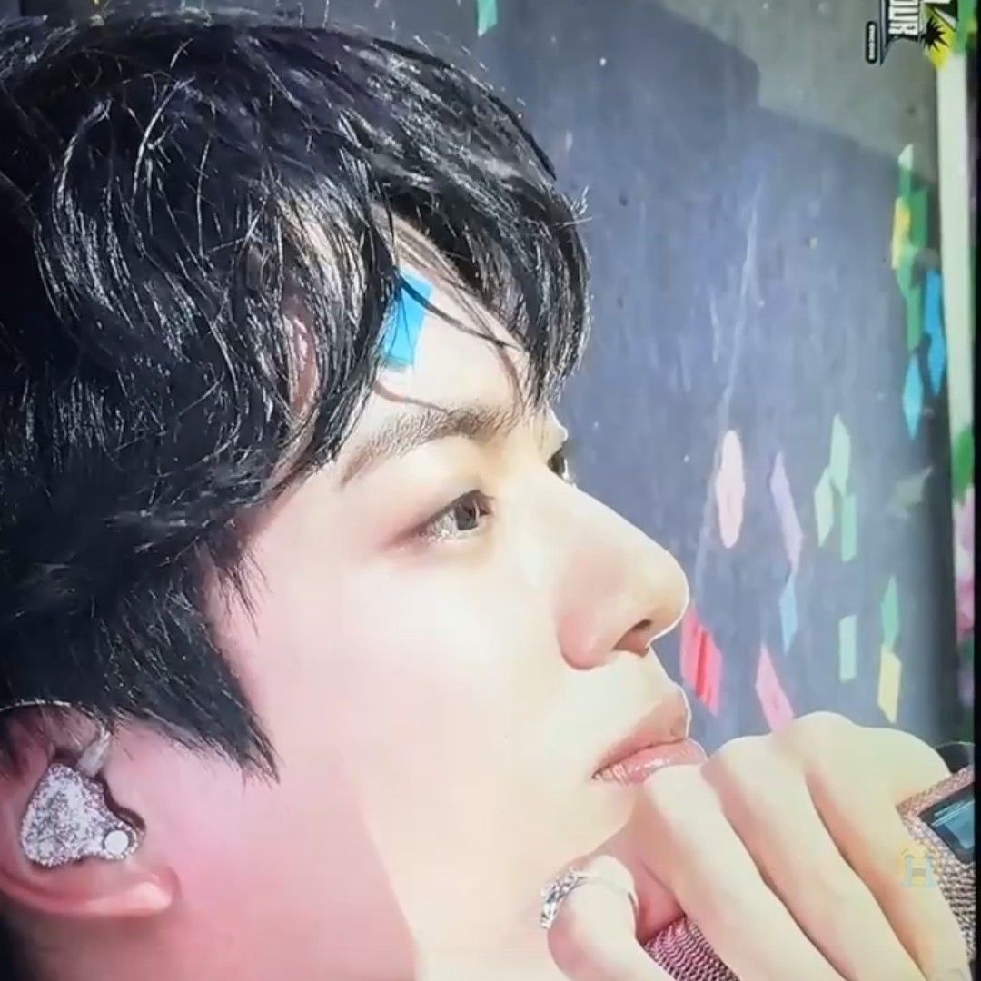 진 (방탄소년단)의 비하인드 컷