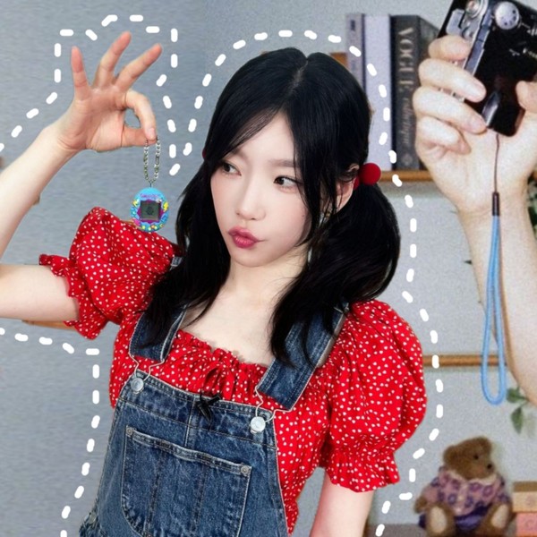 Signature photo of Taeyeon (Girls' Generation) capturing their charm