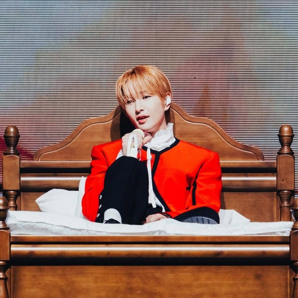 Latest photo of Onew (SHINee)
