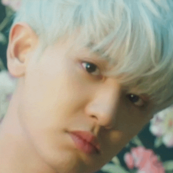 Behind-the-scenes cut of Chanyeol (EXO)