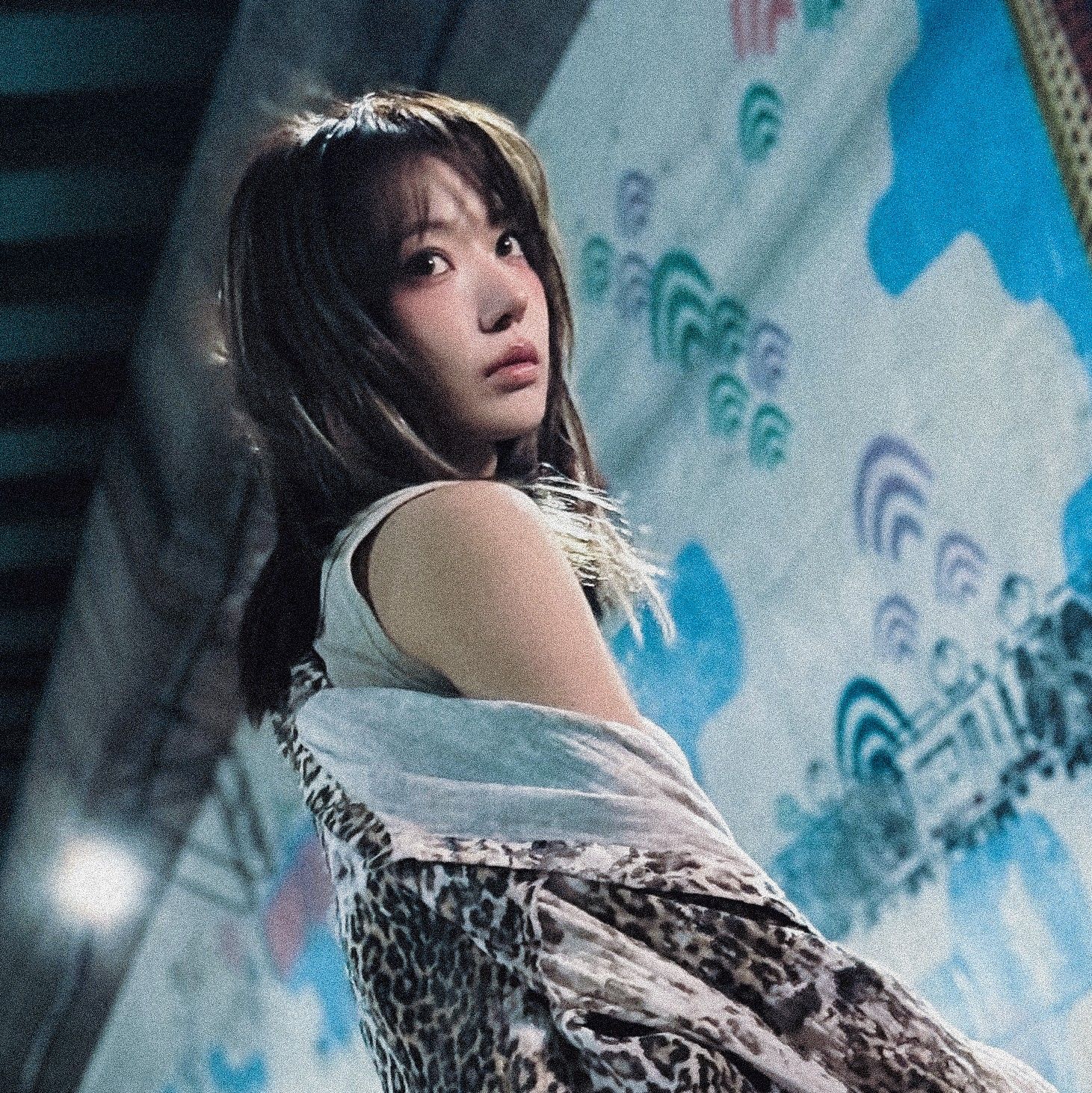 Latest photo of Sakura (LE SSERAFIM)