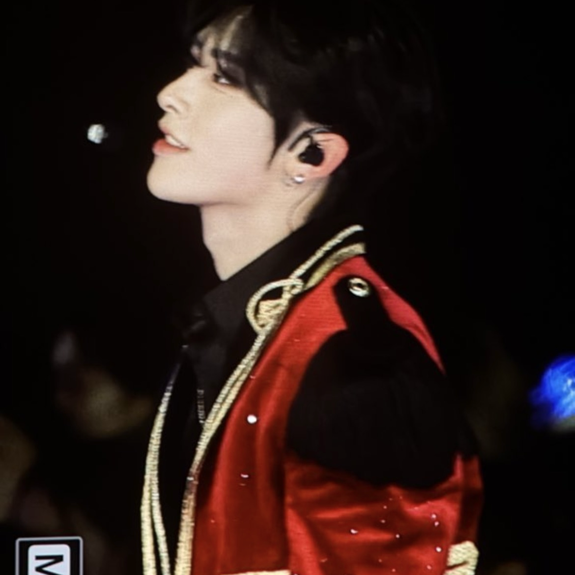 リッキー (ZEROBASEONE)の舞台裏ショット