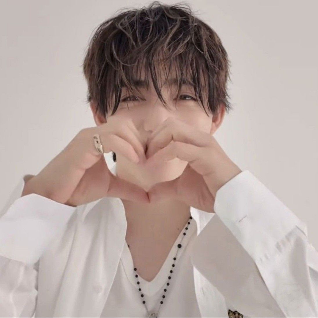 S.Coups (SEVENTEEN)的最新照片