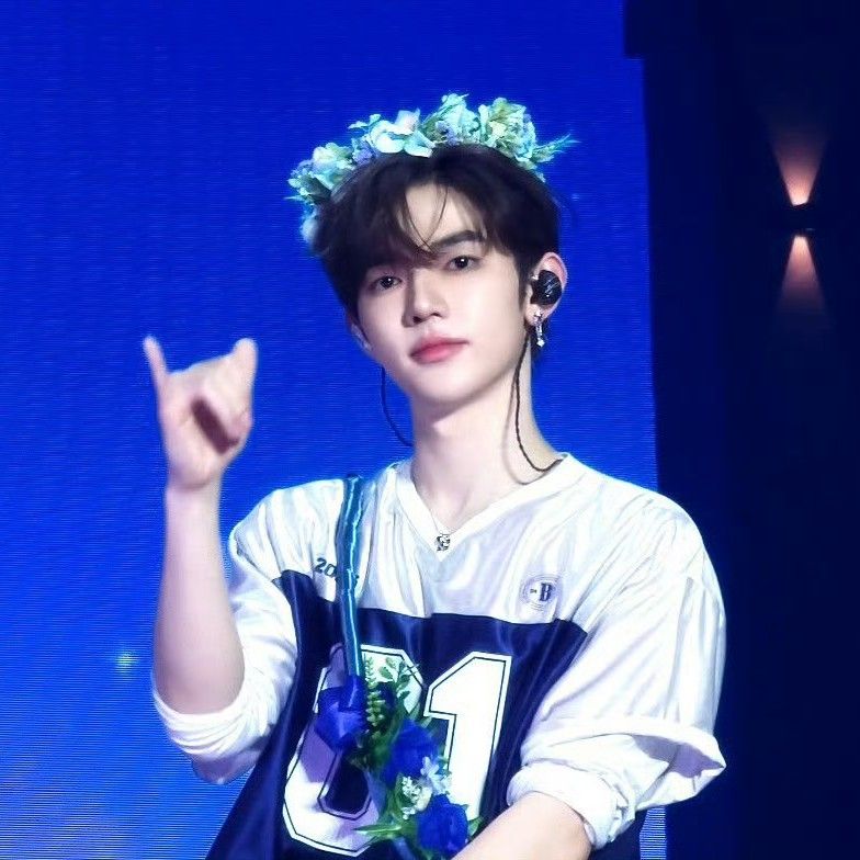 장하오 (제로베이스원)의 비하인드 컷