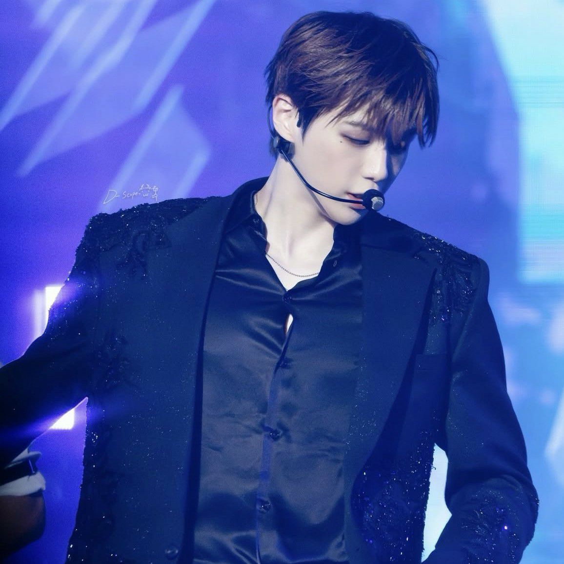 Latest photo of Kang Daniel