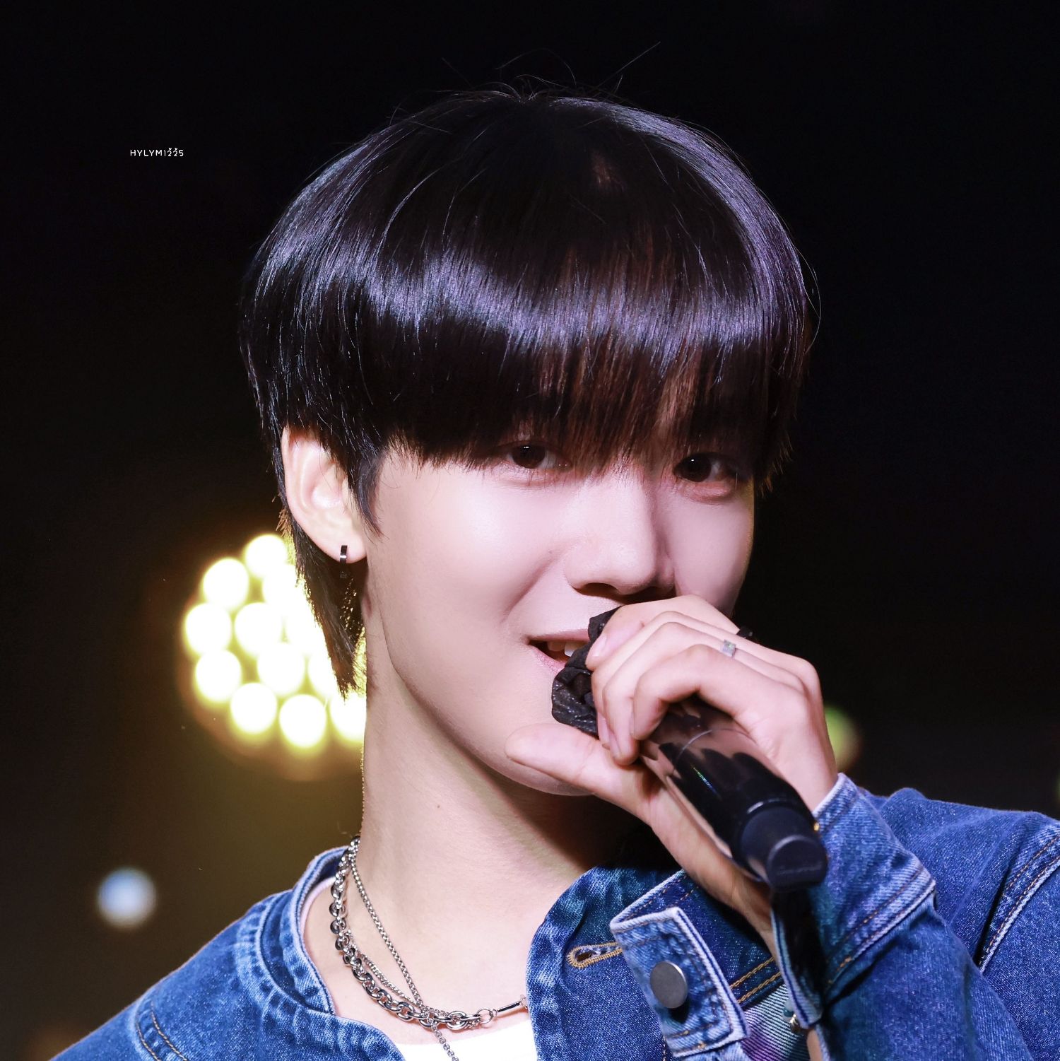 Behind-the-scenes cut of Lim Youngmin