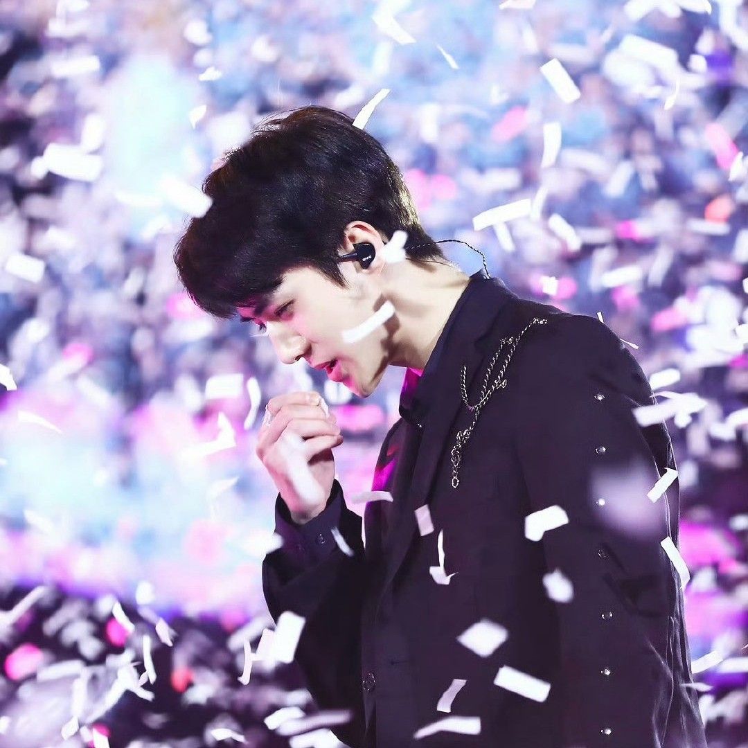 Recent activity shot of Sehun (EXO)