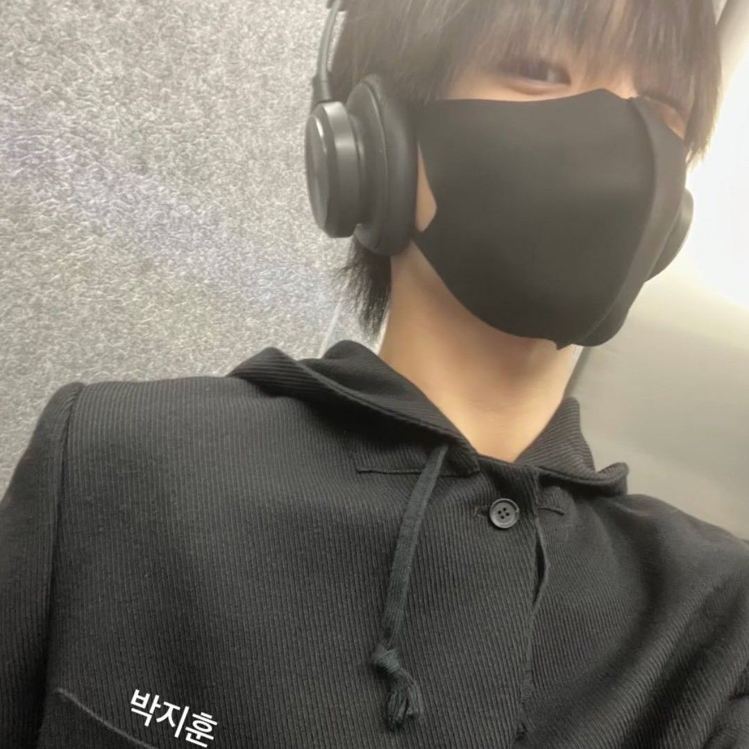 A moment captured by Jihoon (TREASURE)'s fan