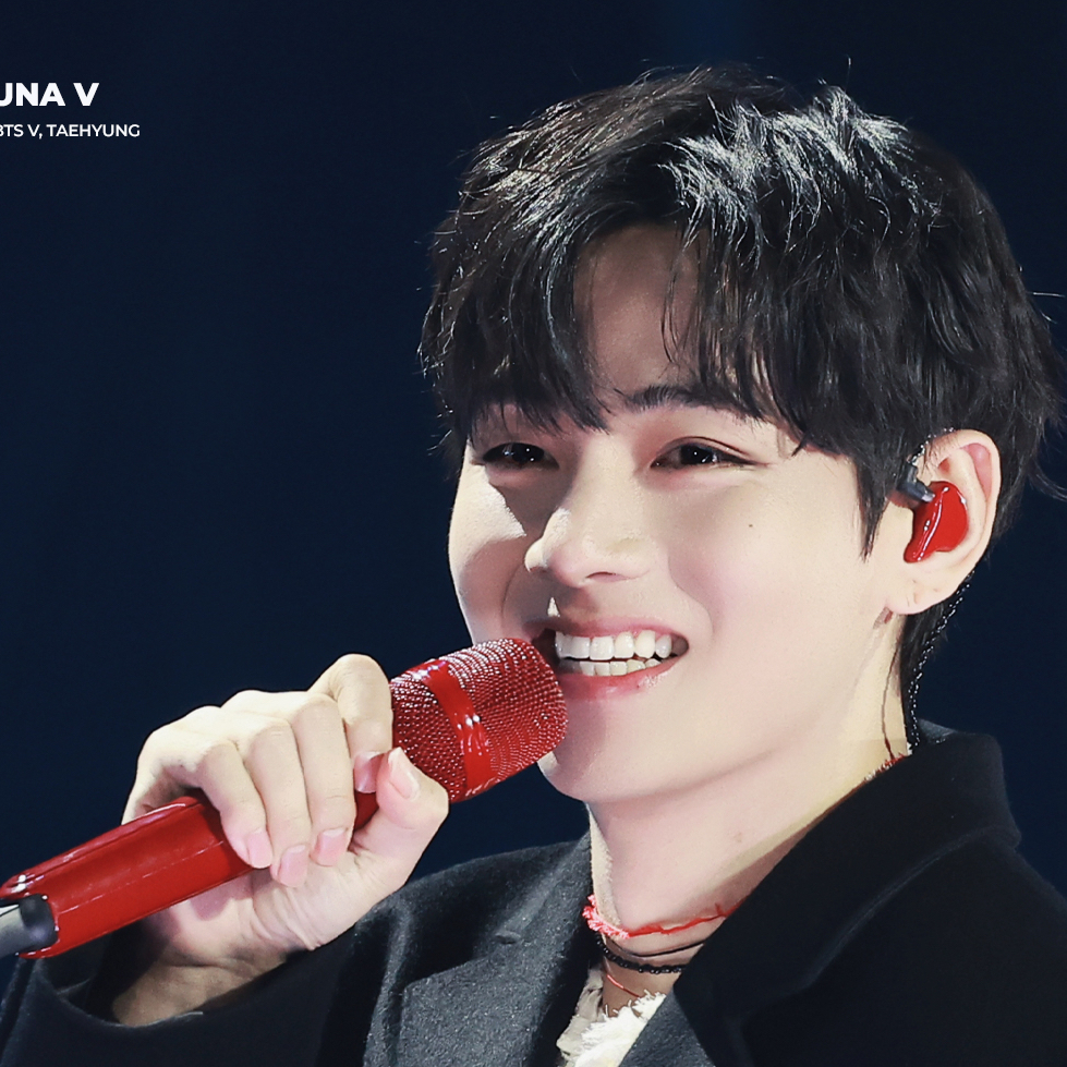 V (防彈少年團)的最新照片