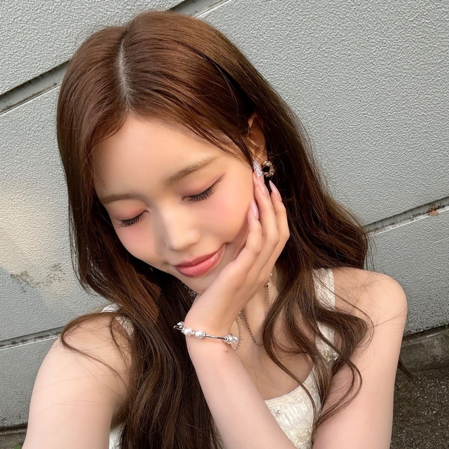 Latest photo of Jeong Saebi (izna)