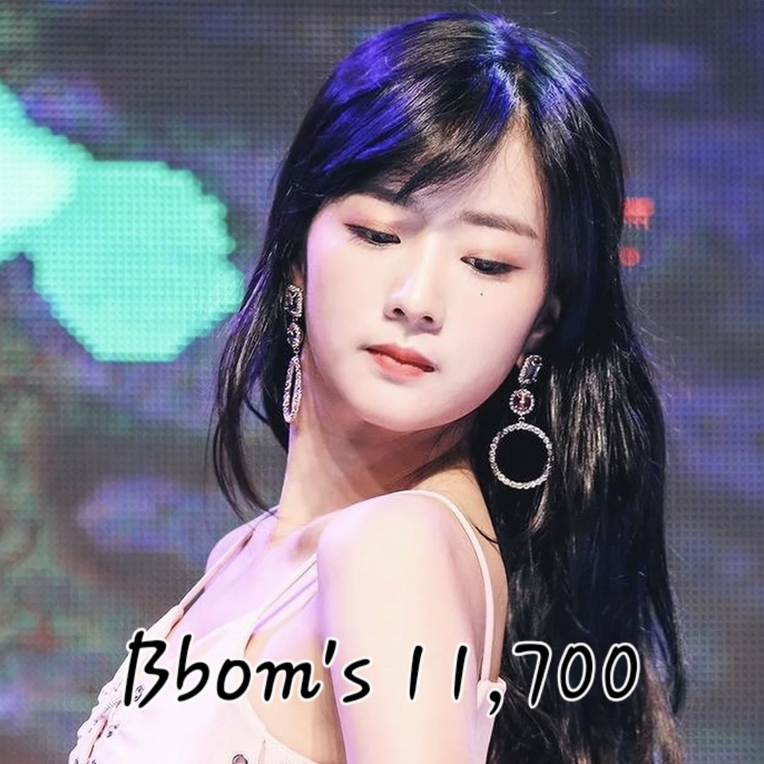 A moment captured by Apink's fan