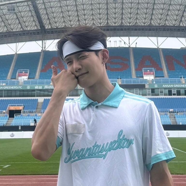 A moment captured by Seunghun (B.D.U)'s fan