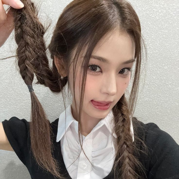 Recent activity shot of Mai (izna)