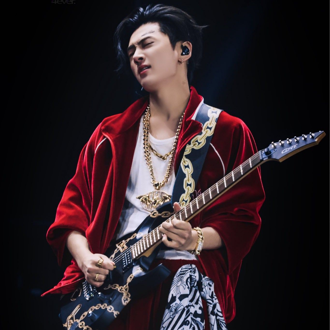 Foto aktivitas terbaru Jay (ENHYPEN)