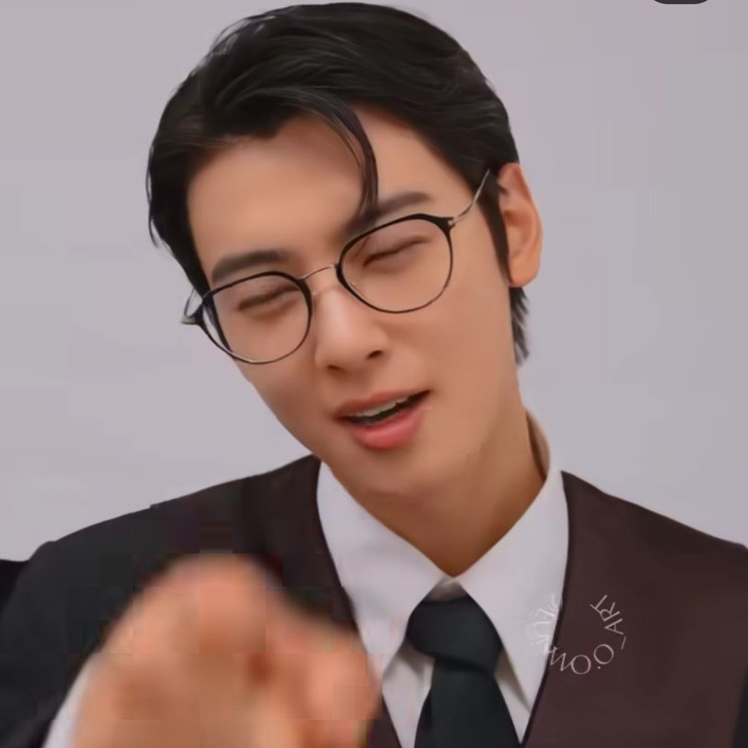 Recent activity shot of Eunwoo (ASTRO)