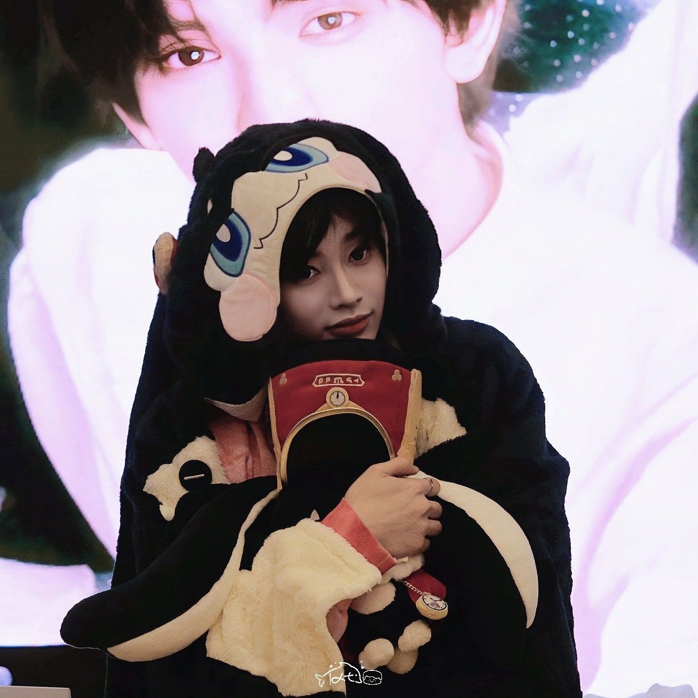 A moment captured by Hanbin (TEMPEST)'s fan