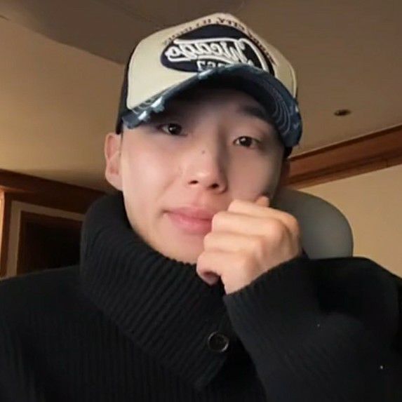 A moment captured by Jongup (B.A.P)'s fan