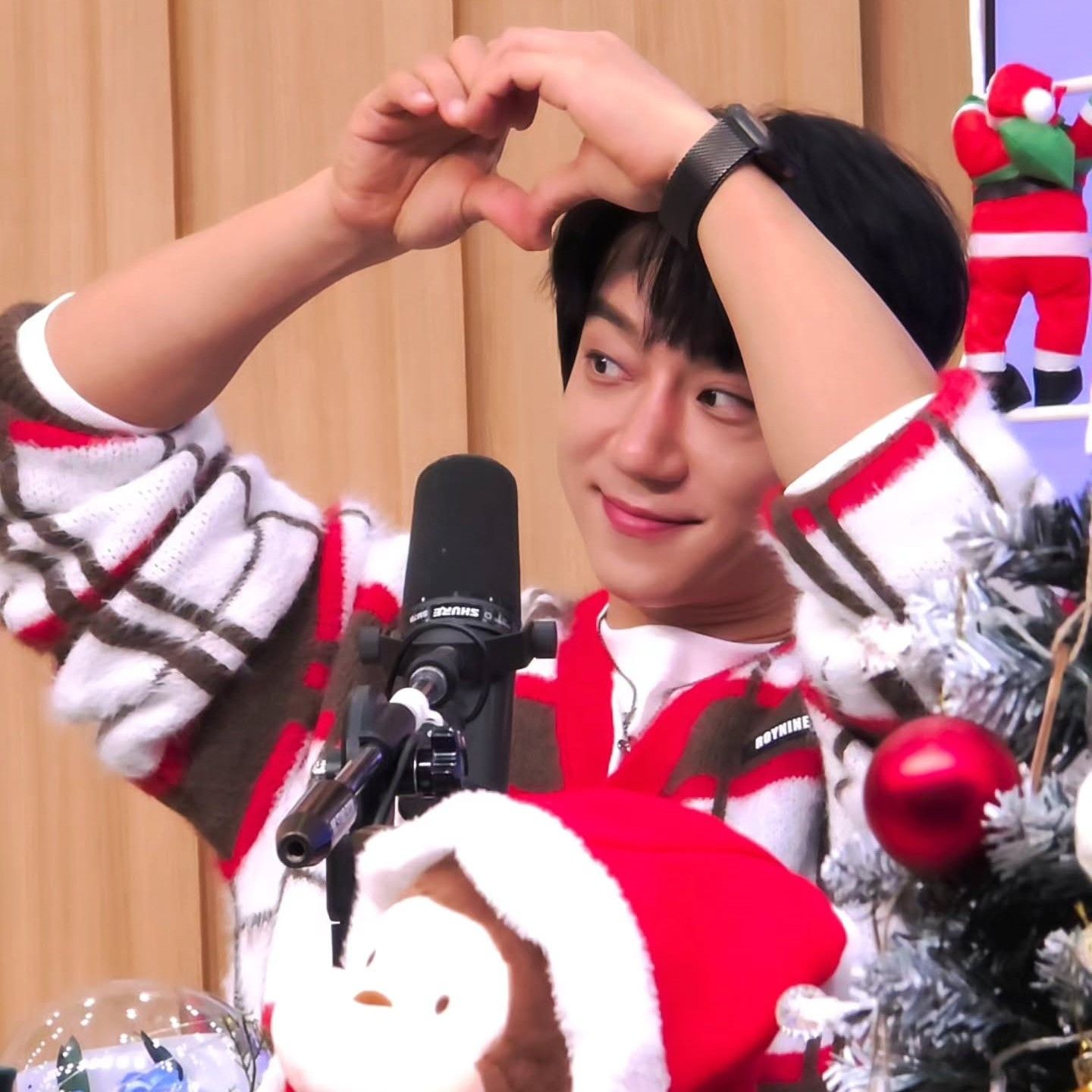 Latest photo of Hwang Chiyeol