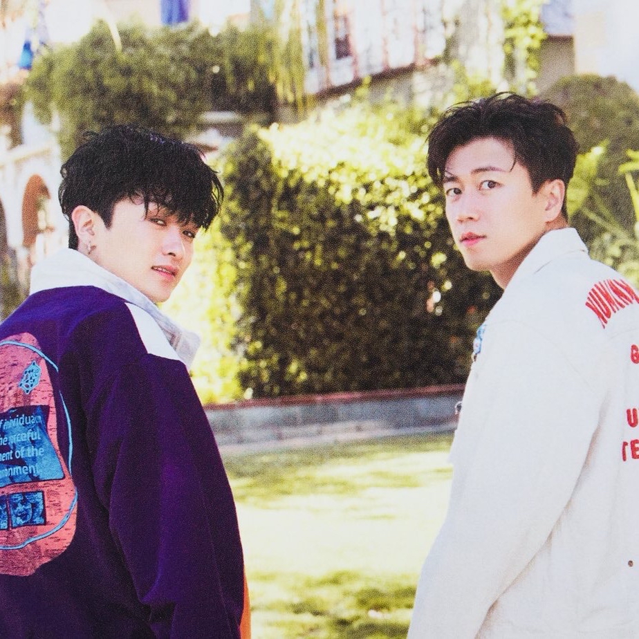 Latest photo of SECHSKIES