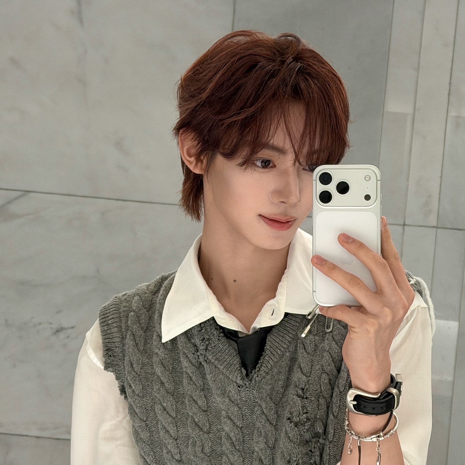 Behind-the-scenes cut of TWS