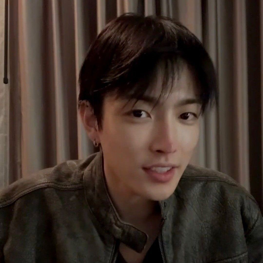 Latest photo of Hongjoong (ATEEZ)