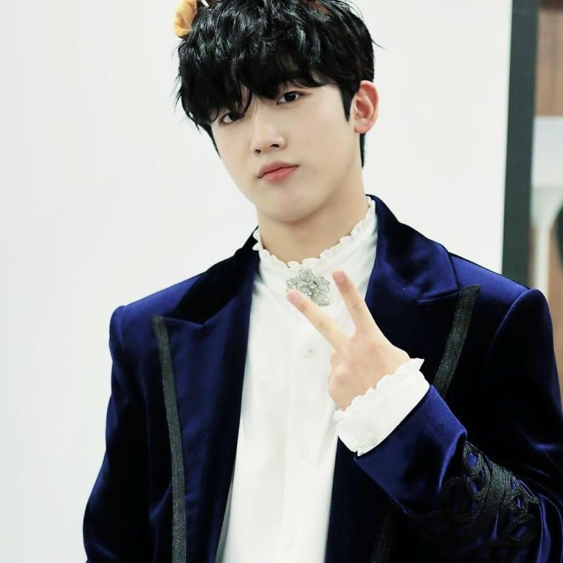 Recent activity shot of Kim Yohan (WEi)