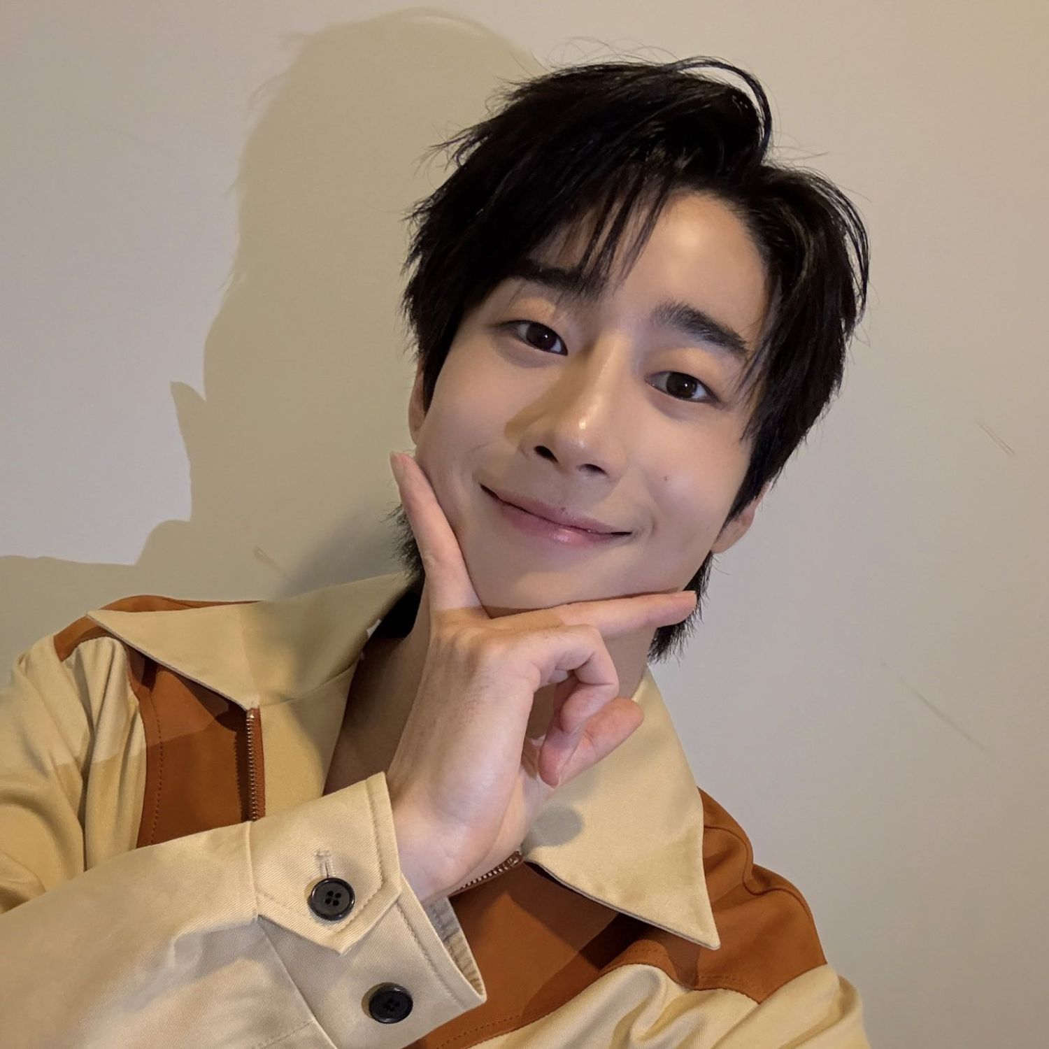 Recent activity shot of Han Seungwoo
