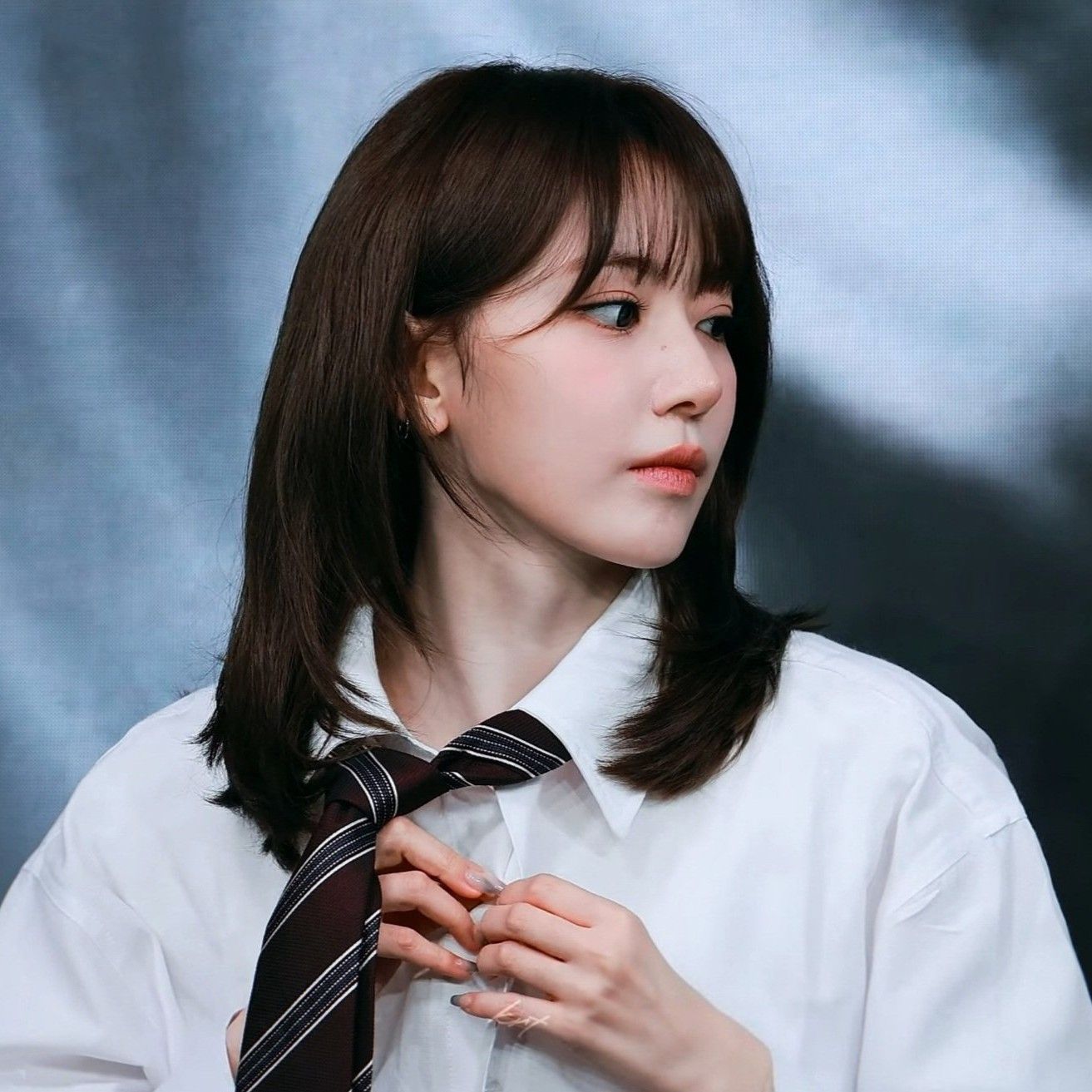 Recent activity shot of Sakura (LE SSERAFIM)