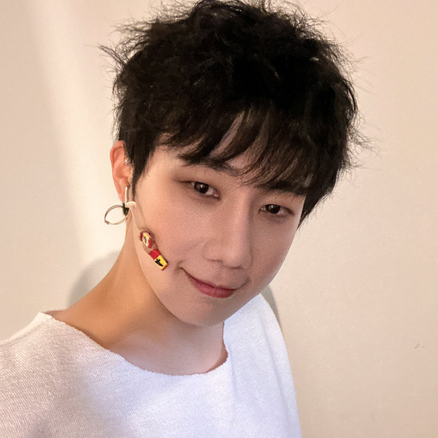 A moment captured by Sungkyu (INFINITE)'s fan