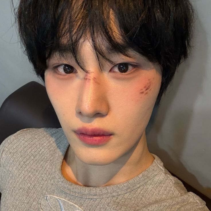 Recent activity shot of Hyunsuk (CIX)