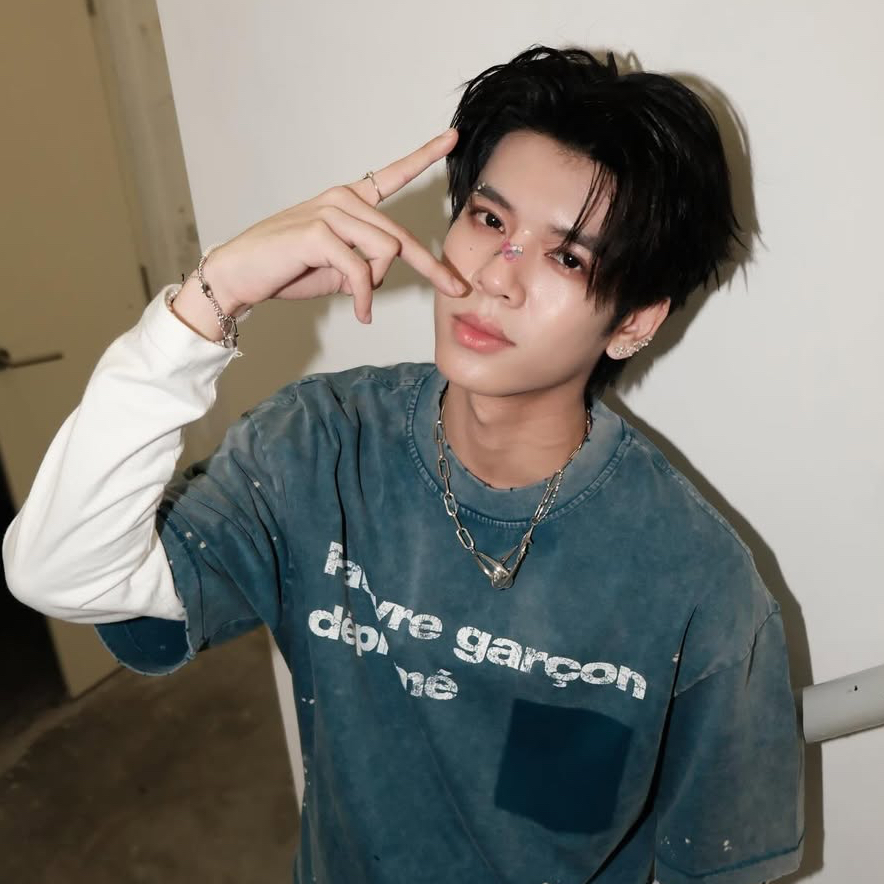 佑瀧 (NexT1DE)的最新照片