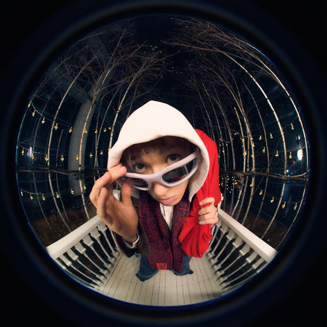 A moment captured by Martin (CORTIS)'s fan