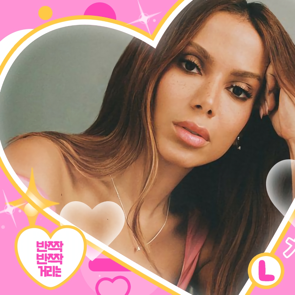 A moment captured by Anitta's fan