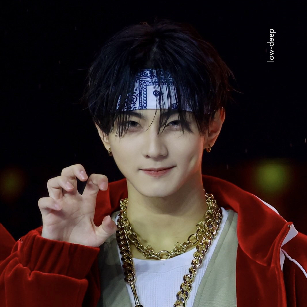 Recent activity shot of Jungwon (ENHYPEN)