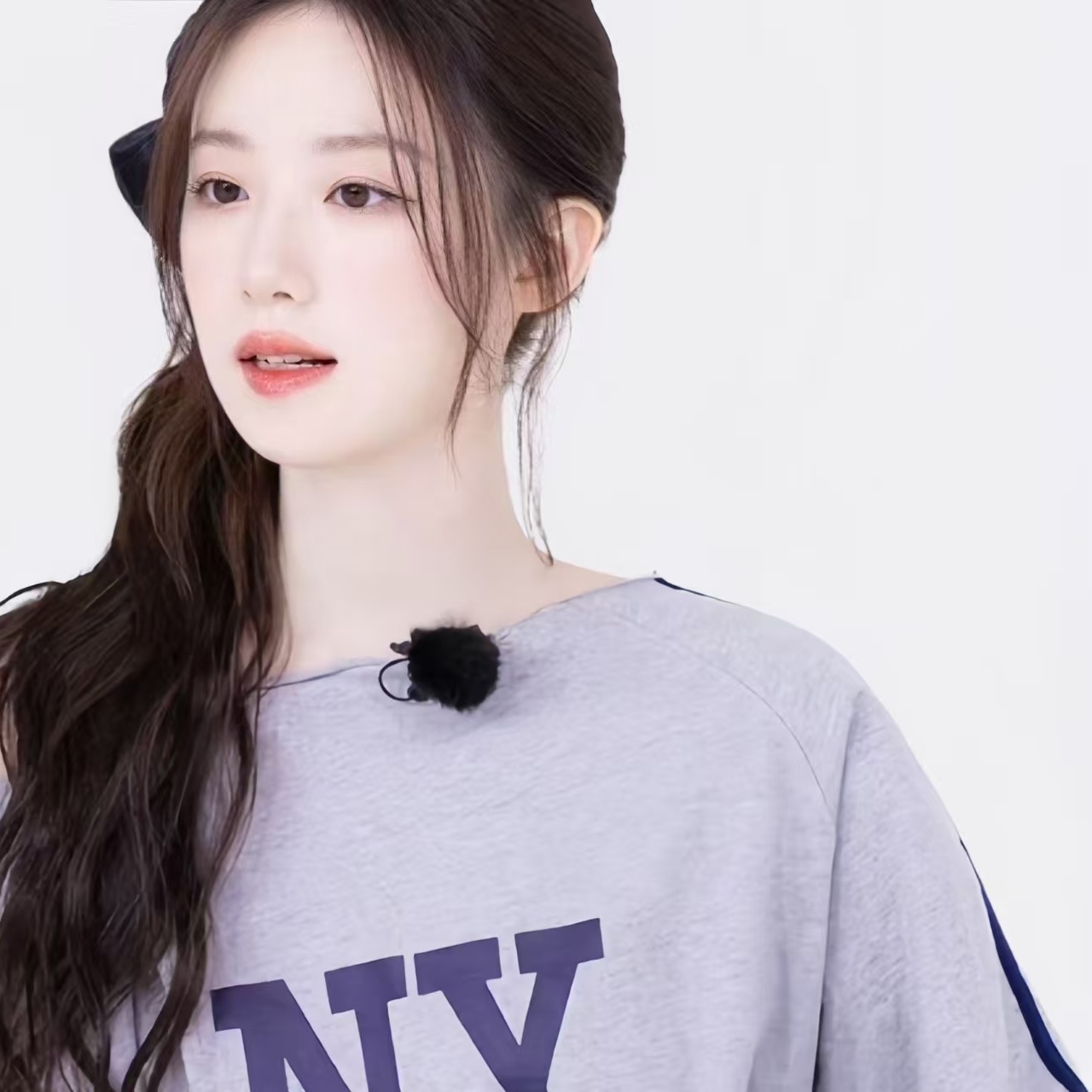 A moment captured by i-dle's fan