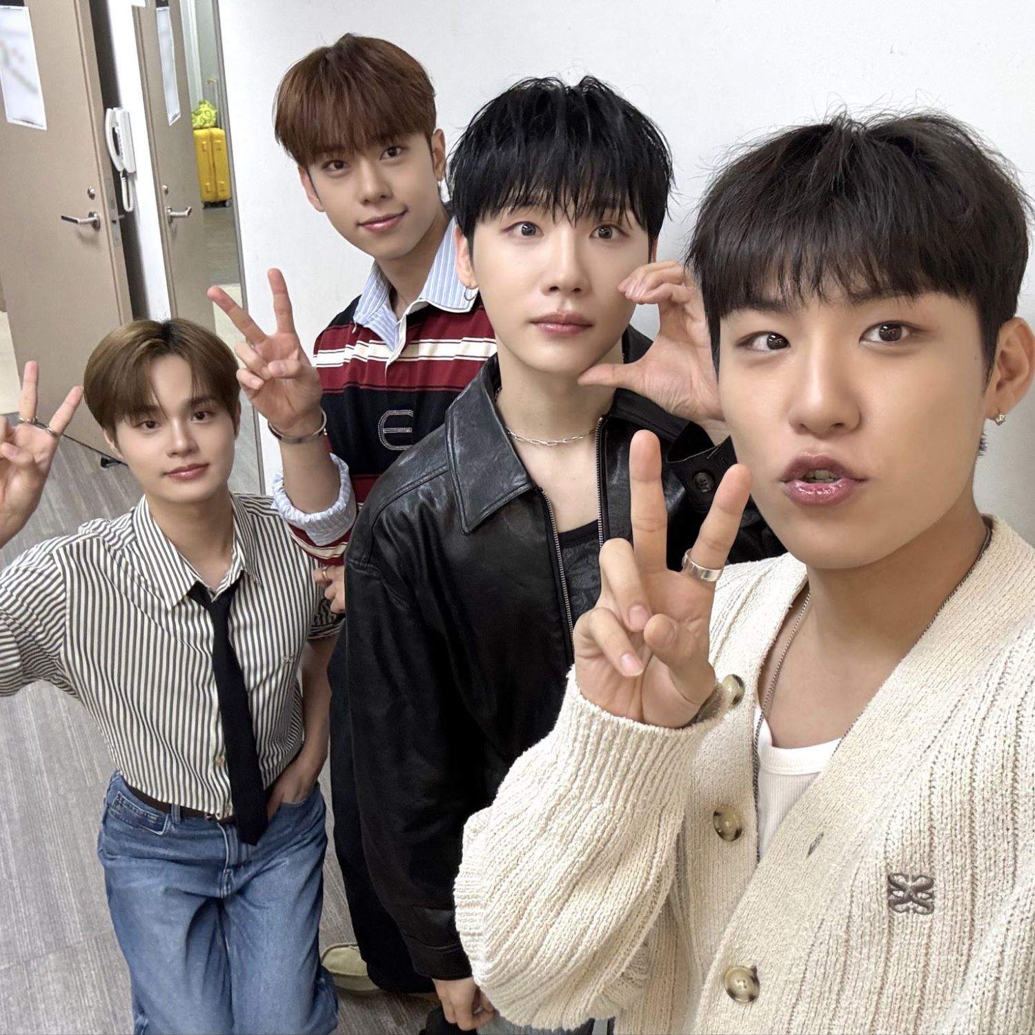 Recent activity shot of AB6IX