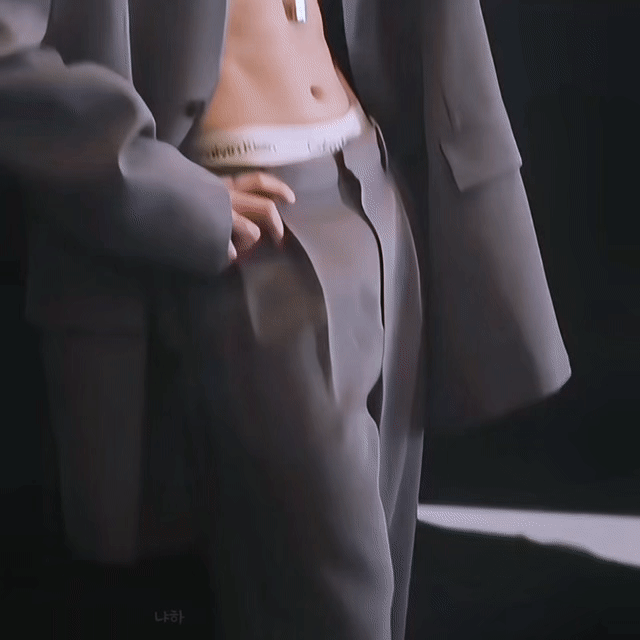 Potret di balik layar Jungkook (BTS)