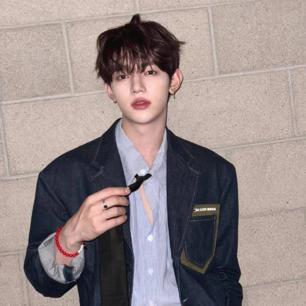 Behind-the-scenes cut of Zhang Hao (ZEROBASEONE)