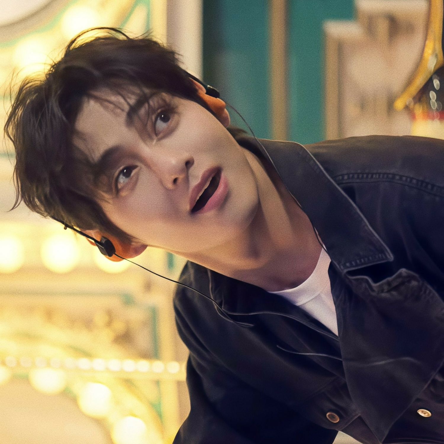 뷔 (방탄소년단)의 최신 사진