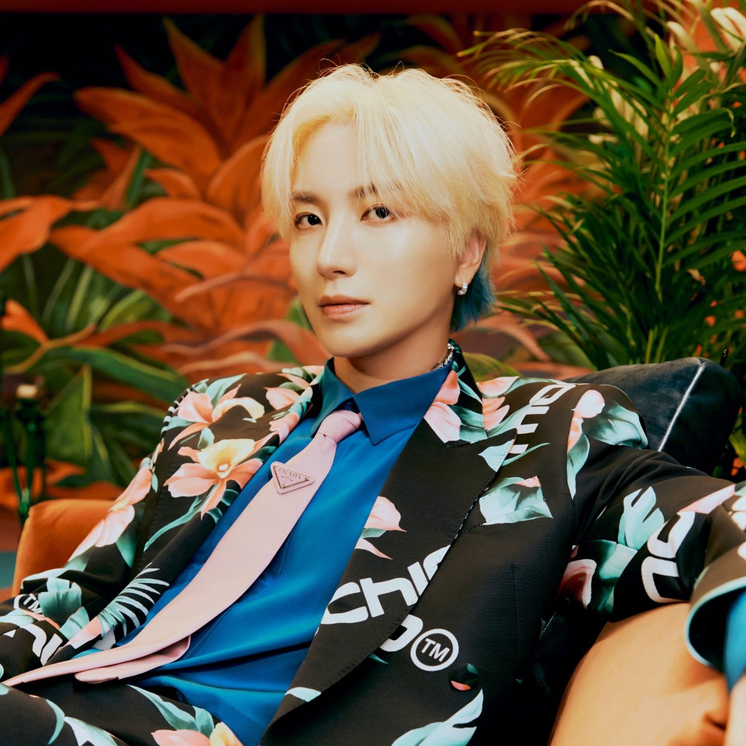 A moment captured by Leeteuk (Super Junior)'s fan