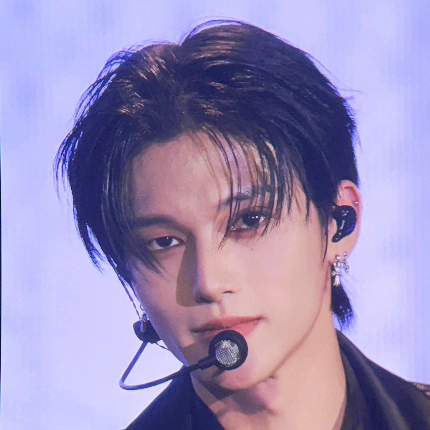 友榮 (ATEEZ)的最新活动照片