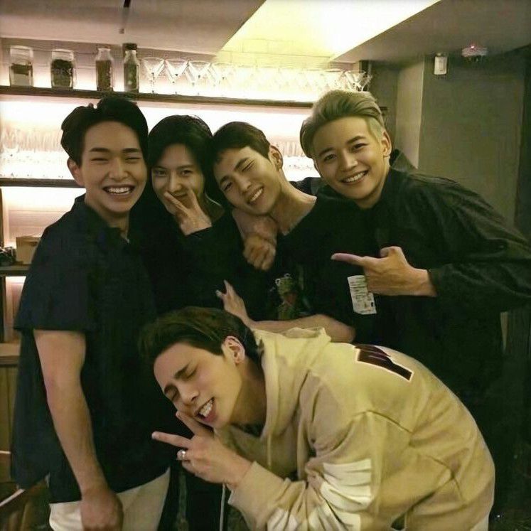 Recent activity shot of SHINee