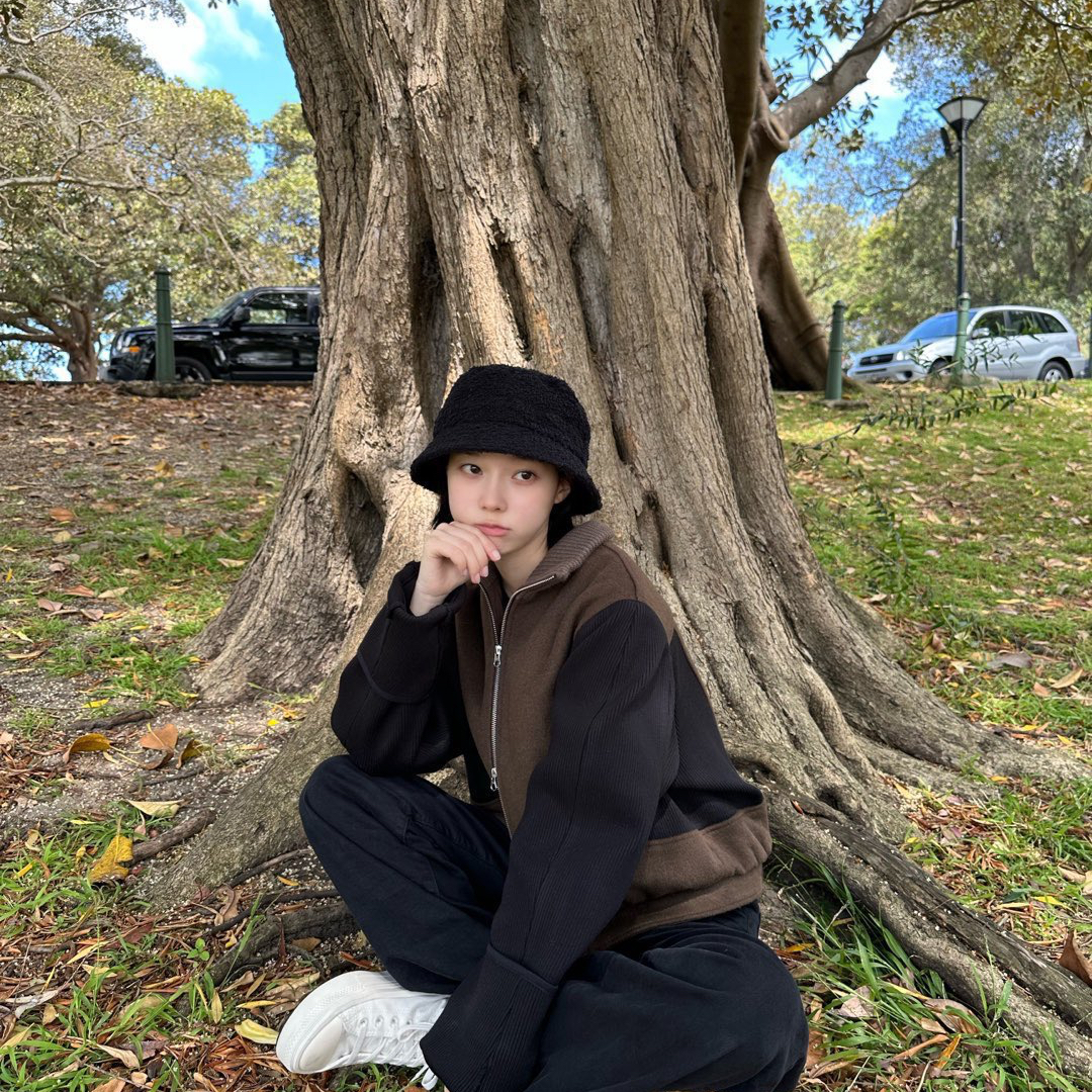 Recent activity shot of Winter (aespa)