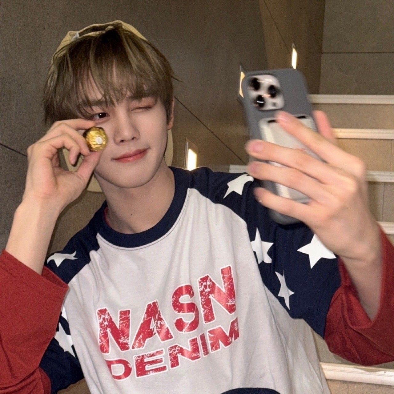 Latest photo of Kim Gyuvin (ZEROBASEONE)