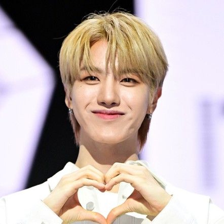 Momen yang diabadikan oleh penggemar Huiwon (n.SSign)